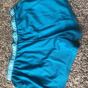 Under Armour Mesh Shorts Size XL